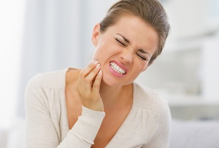 Hướng dẫn cách massage bấm huyệt trị đau răng
